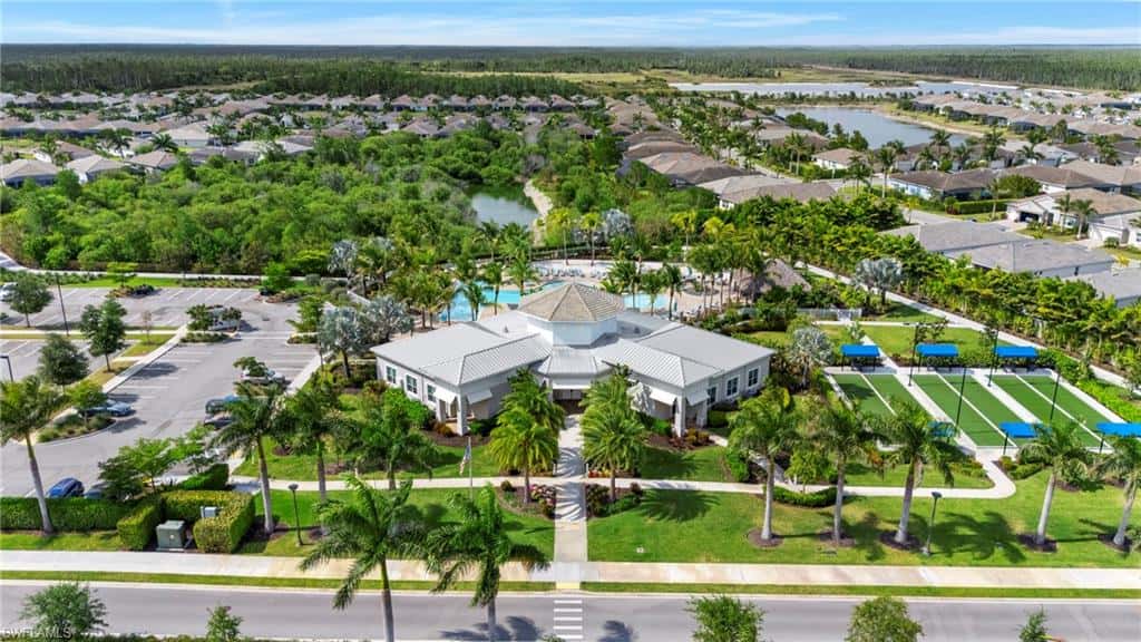 28073 Sanibel Sands St, Bonita Springs, photo 43