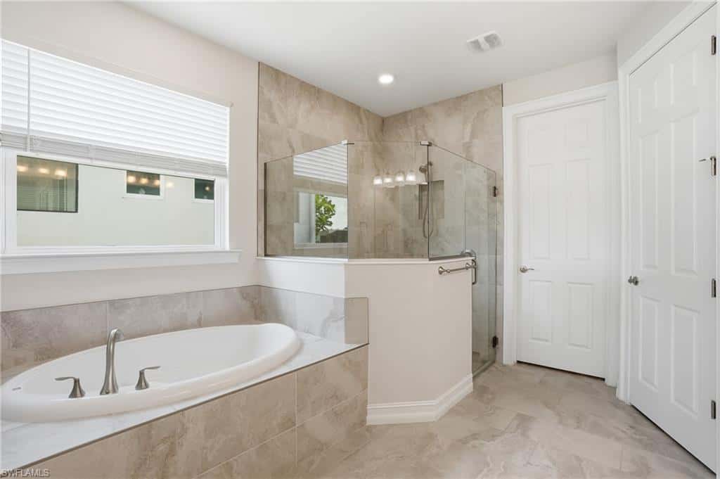 28073 Sanibel Sands St, Bonita Springs, photo 21