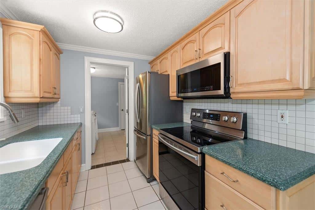 4639 Robin Ave, Naples, photo 11