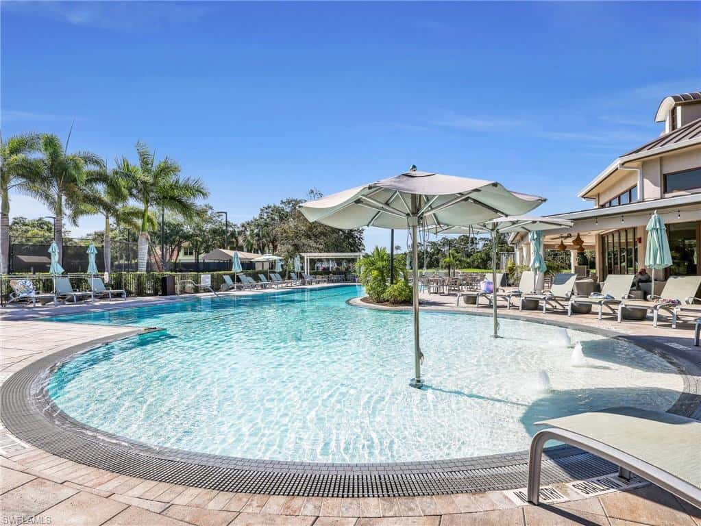 2130 Aberdeen Ln #9-102, Naples, photo 34