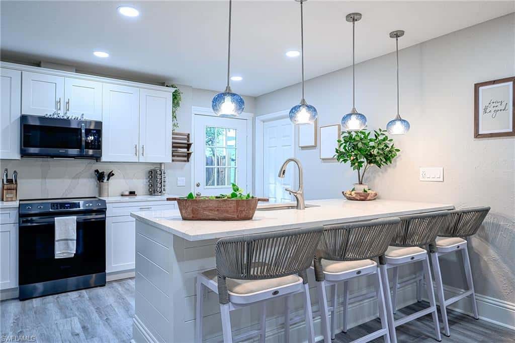 810 103rd Ave, Naples, photo 6