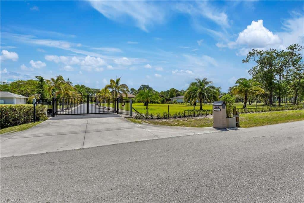 280 23rd St, Naples, photo 45