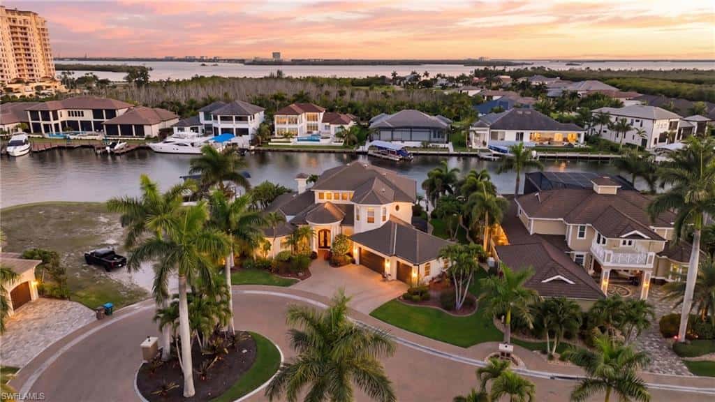 1506 Hermitage Ln, Cape Coral, photo 6