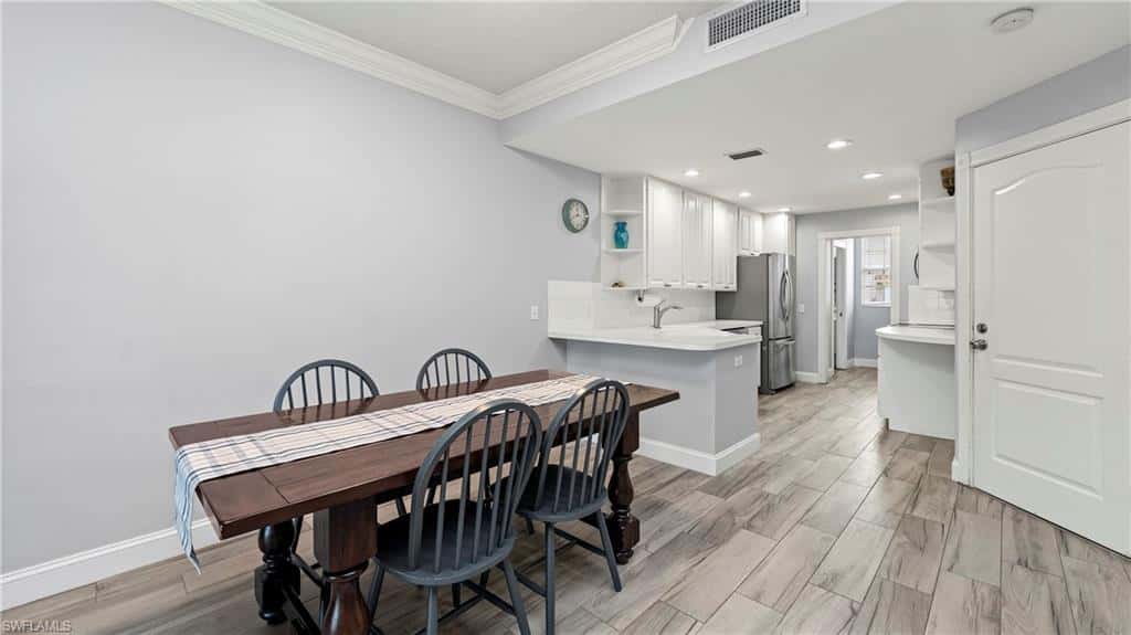 5766 Cove Cir #24, Naples, photo 9