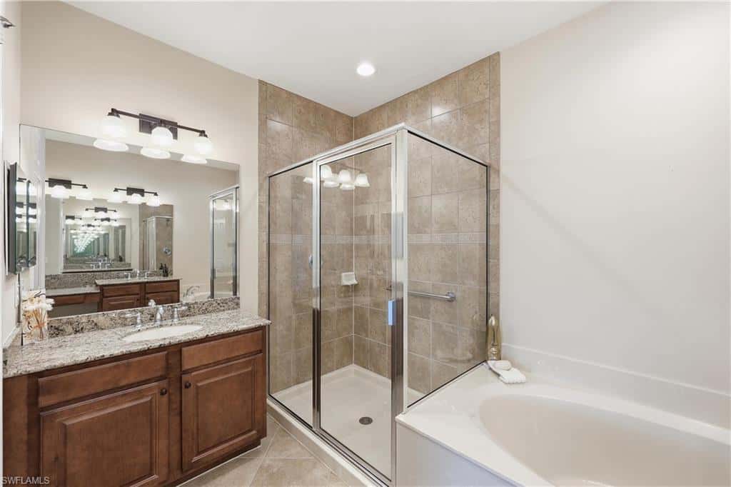 6532 Monterey Pt #202, Naples, photo 25