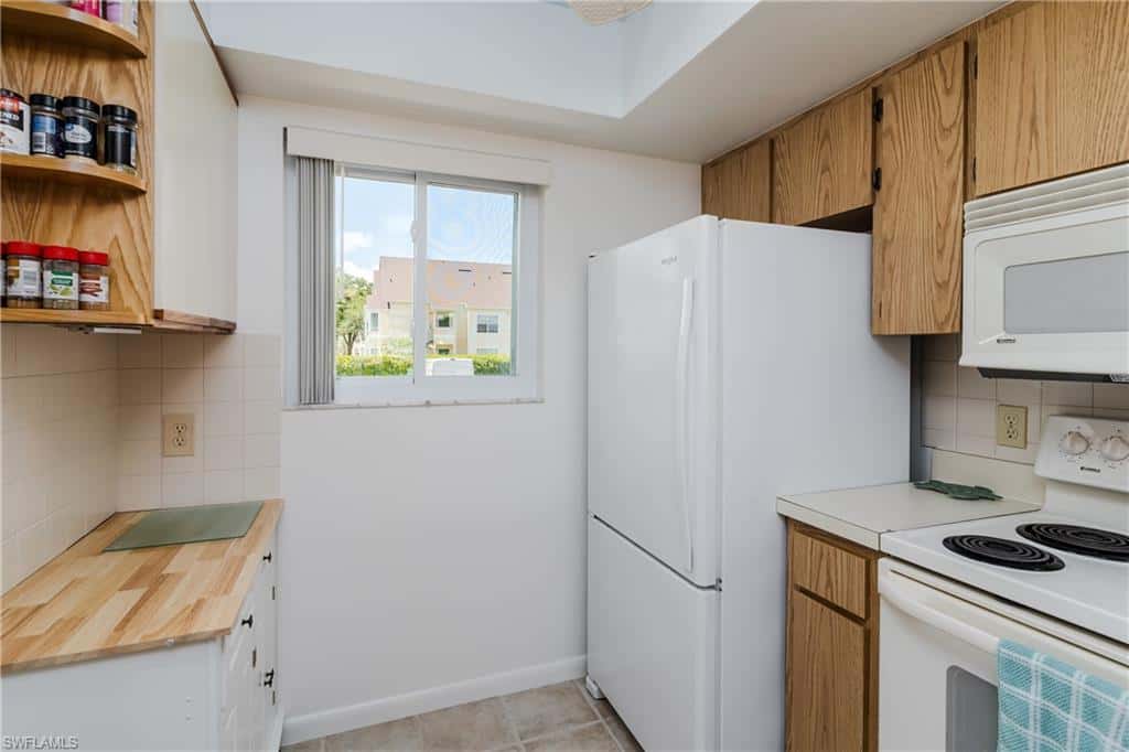 1008 Manatee Rd #g106, Naples, photo 4