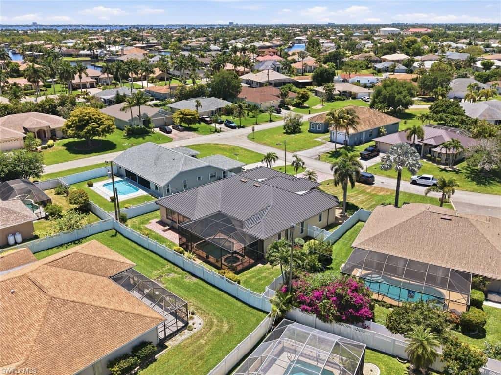 1911 20th St, Cape Coral, photo 32