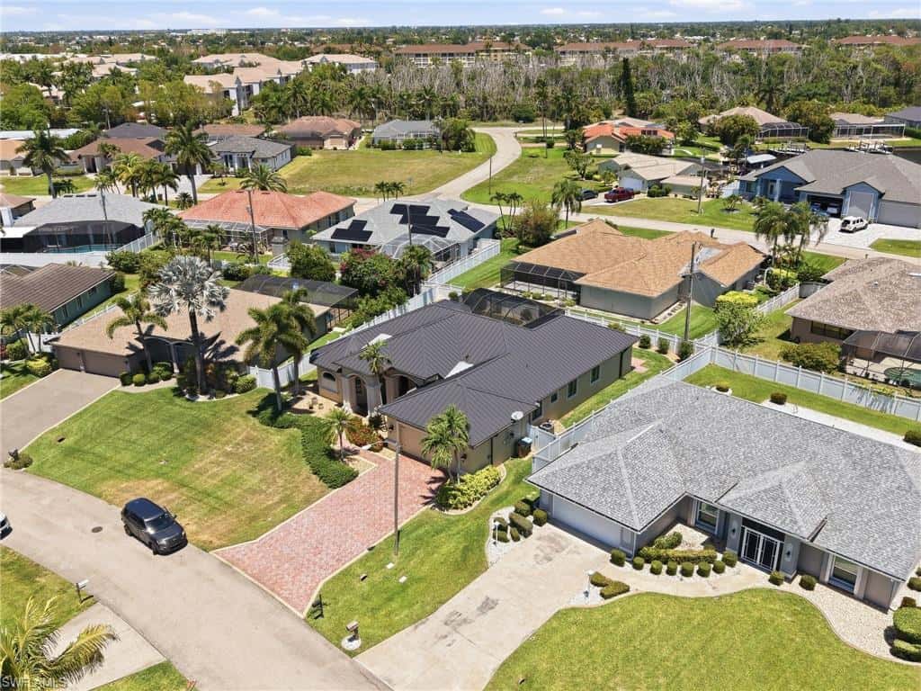 1911 20th St, Cape Coral, photo 34