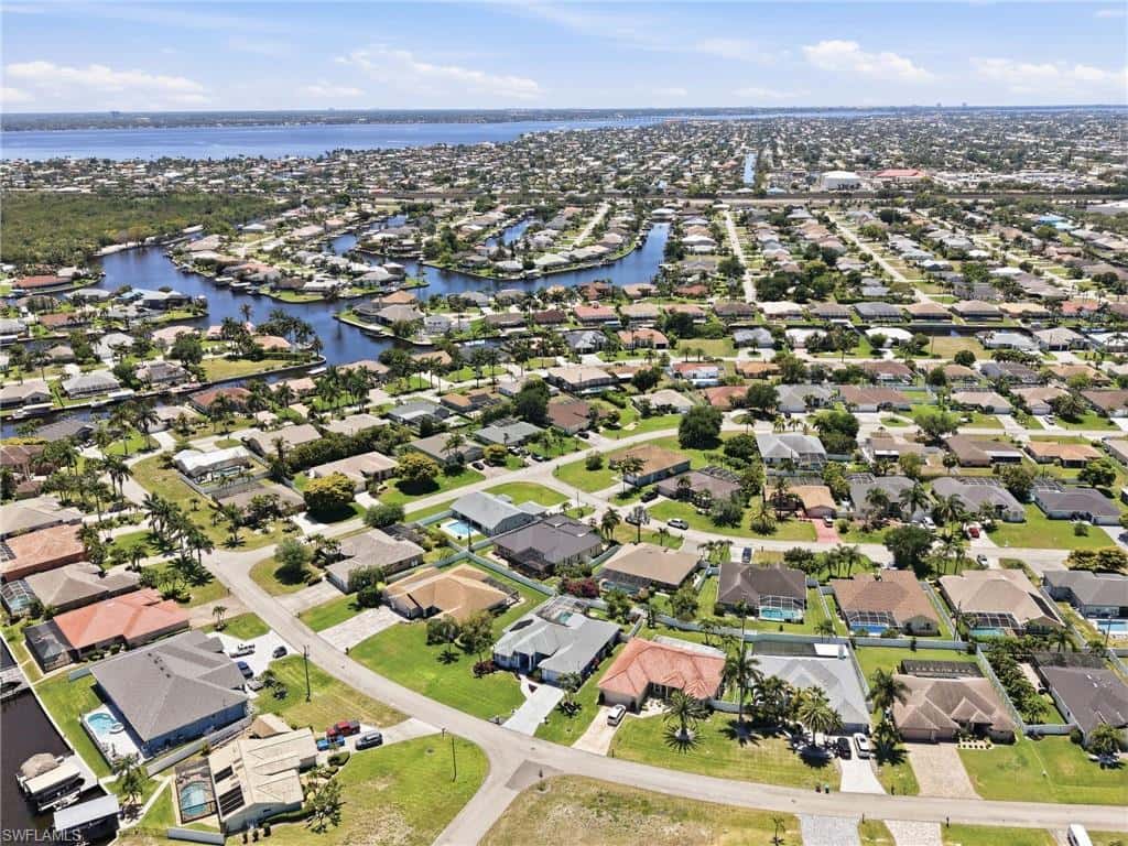 1911 20th St, Cape Coral, photo 35