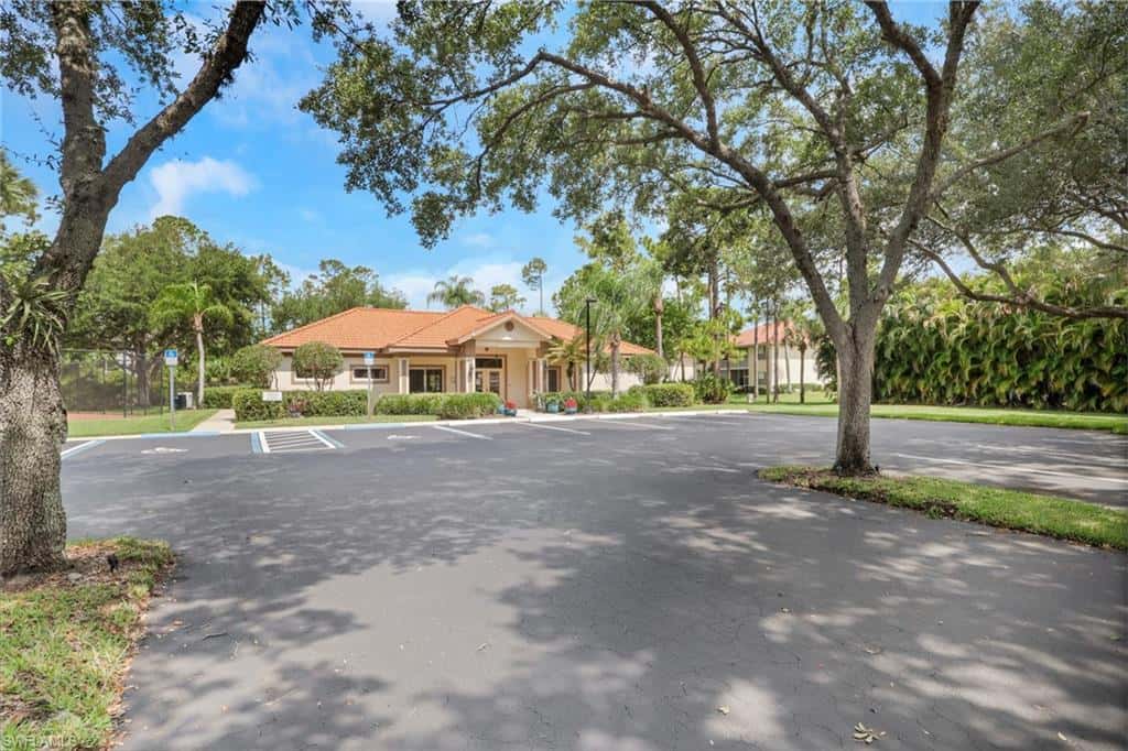 320 Robin Hood Cir #101, Naples, photo 26
