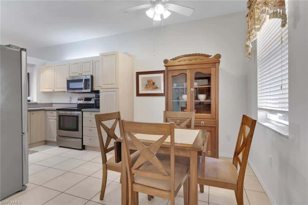 320 Robin Hood Cir #101, Naples, photo 9