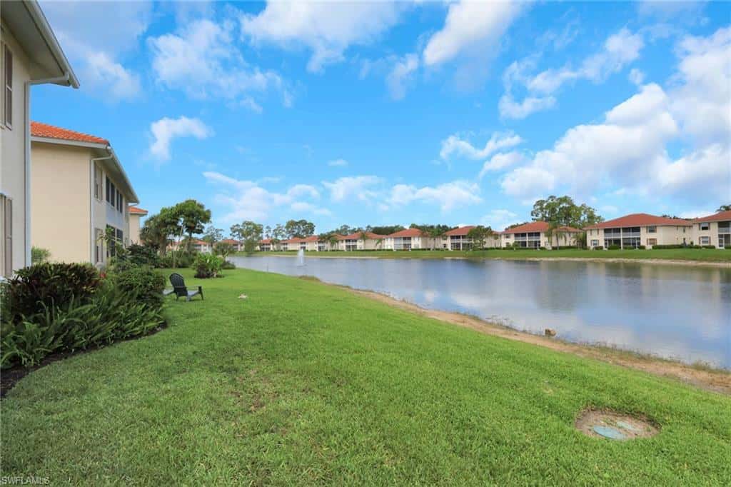 320 Robin Hood Cir #101, Naples, photo 4