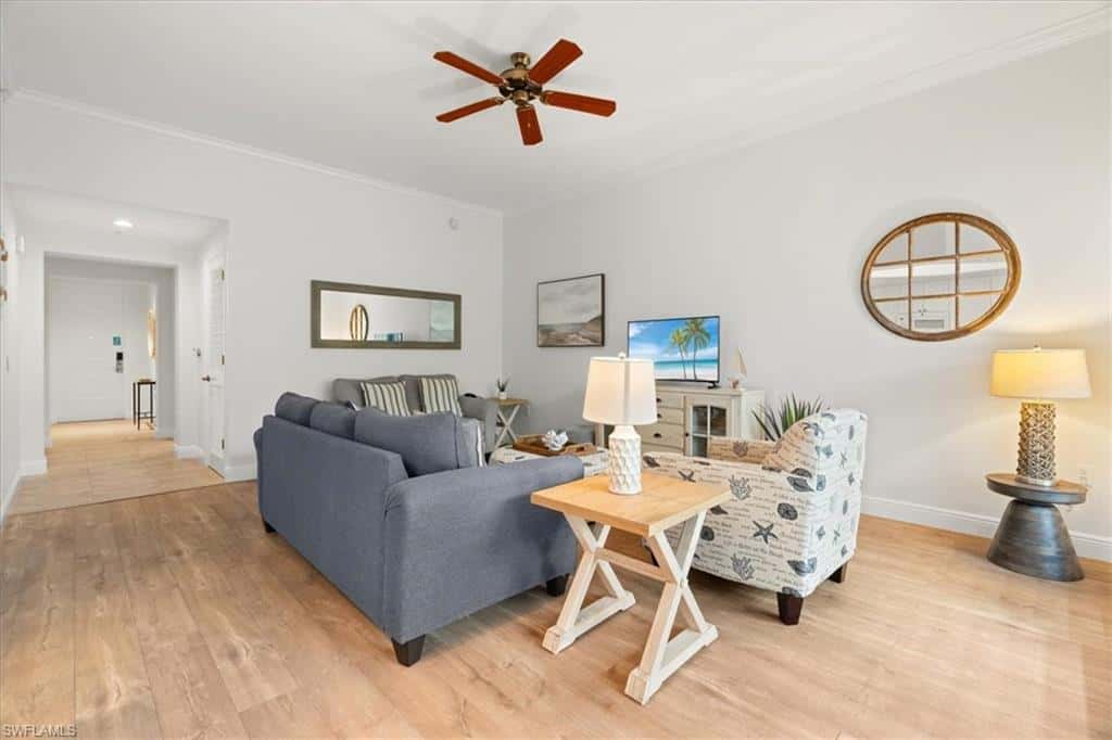 1045 Sandpiper St #g203, Naples, photo 6