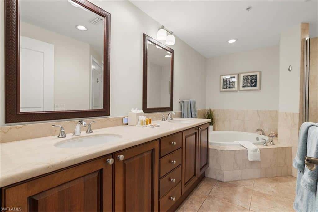 1045 Sandpiper St #g203, Naples, photo 22