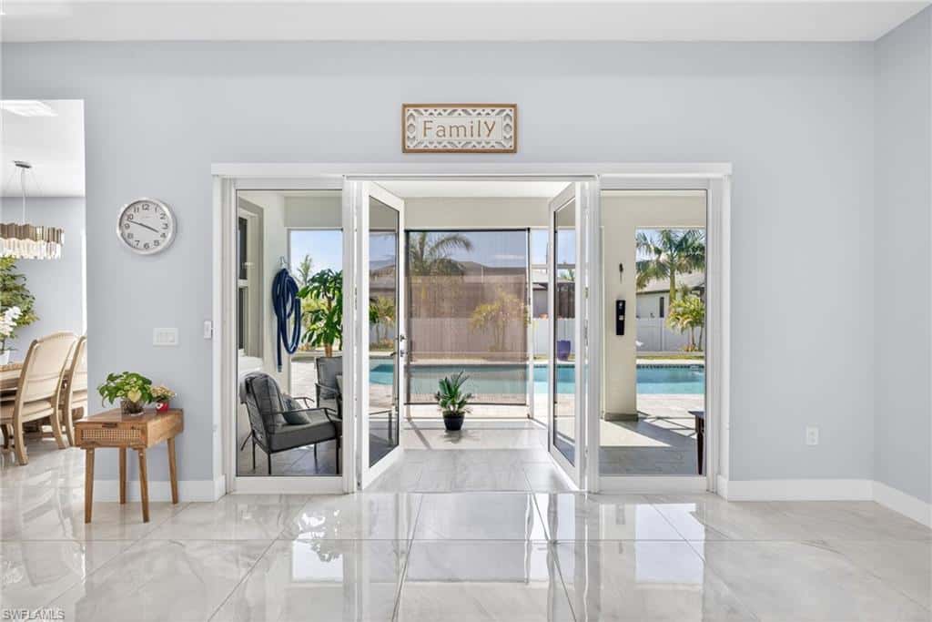 10 35th Ave, Cape Coral, photo 9