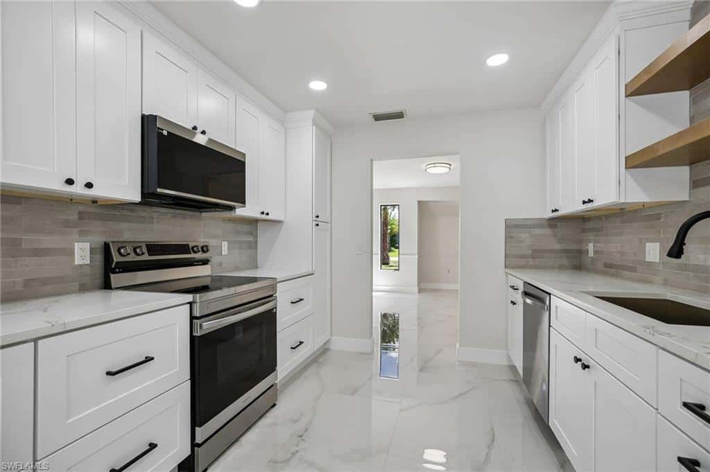1928 8th Ct, Cape Coral, photo 5