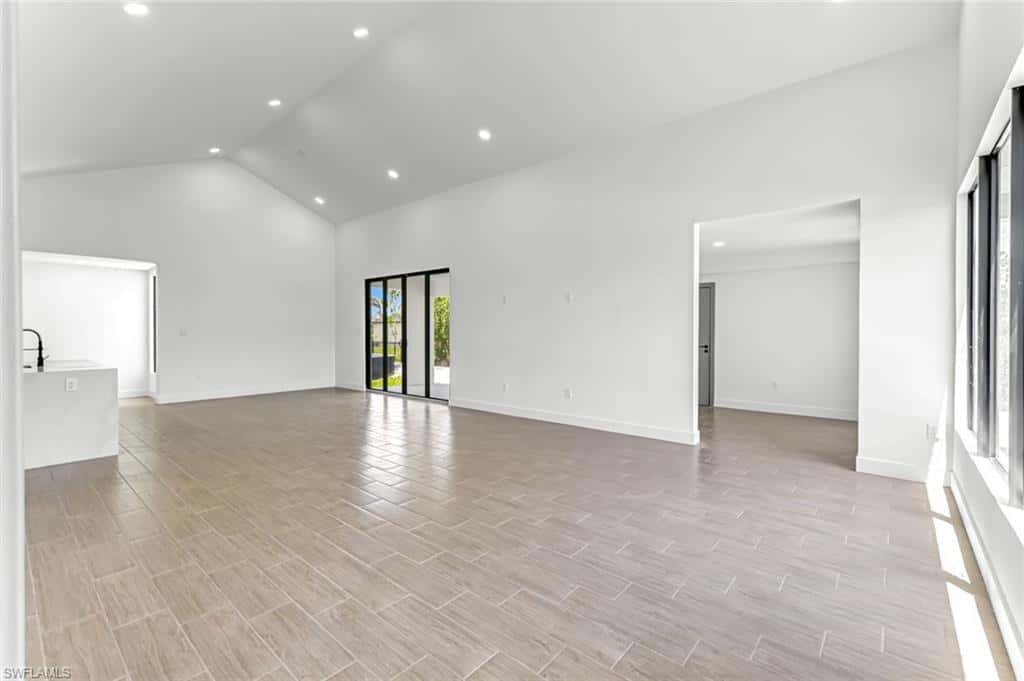 14074 Whittier Ln, Port Charlotte, photo 5