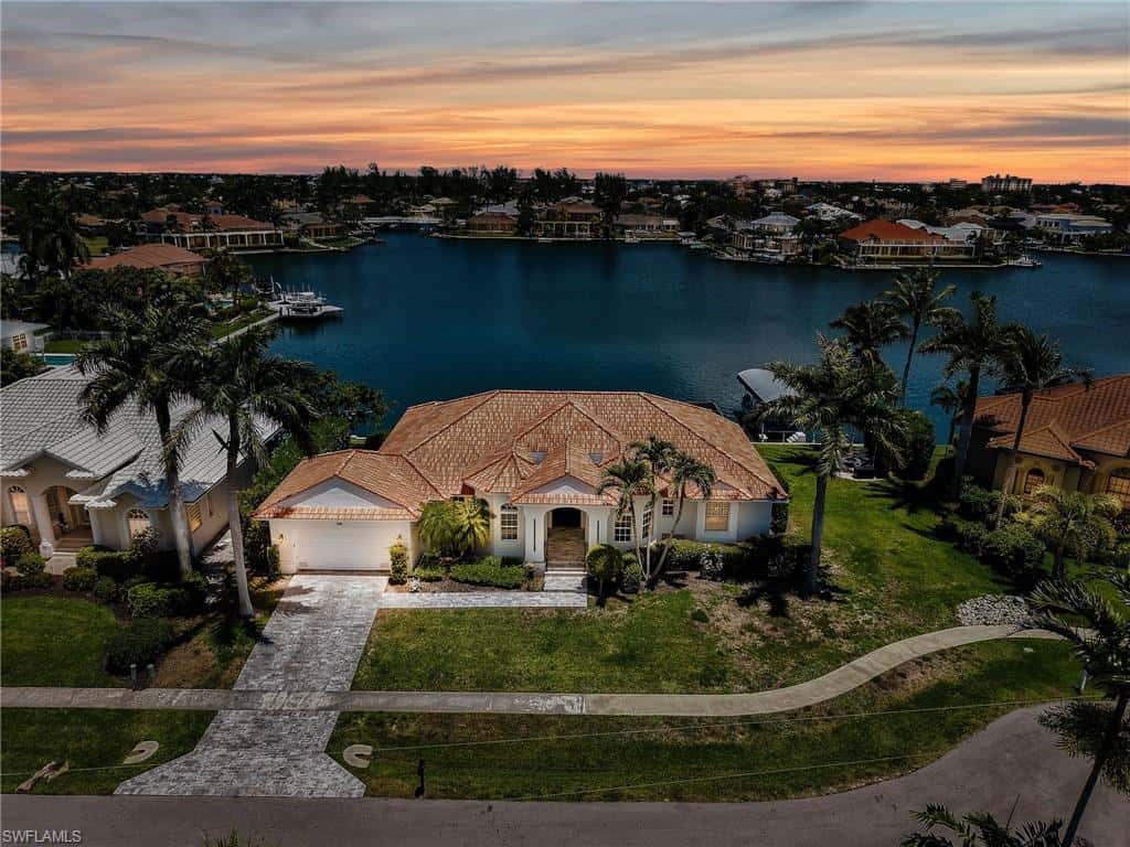 419 Spinnaker Dr, Marco Island, photo 32
