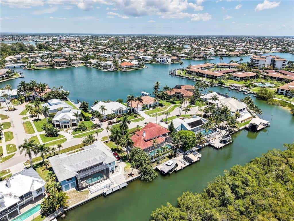 419 Spinnaker Dr, Marco Island, photo 37