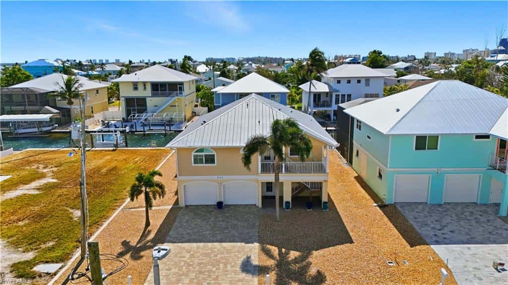 222 Flamingo St, Fort Myers Beach, photo 6