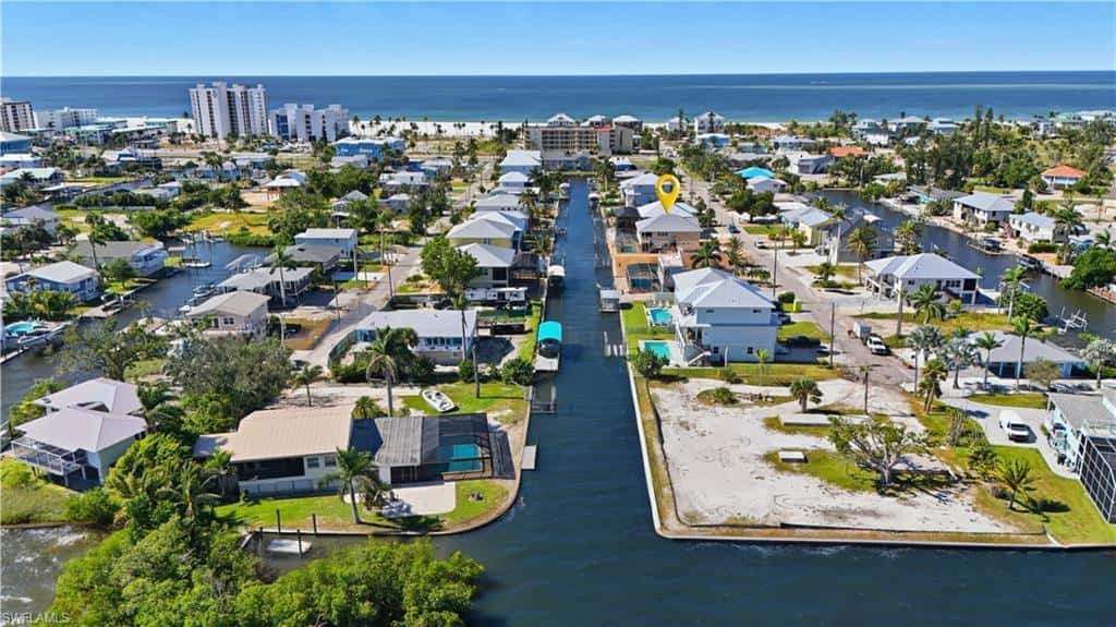 222 Flamingo St, Fort Myers Beach, photo 45