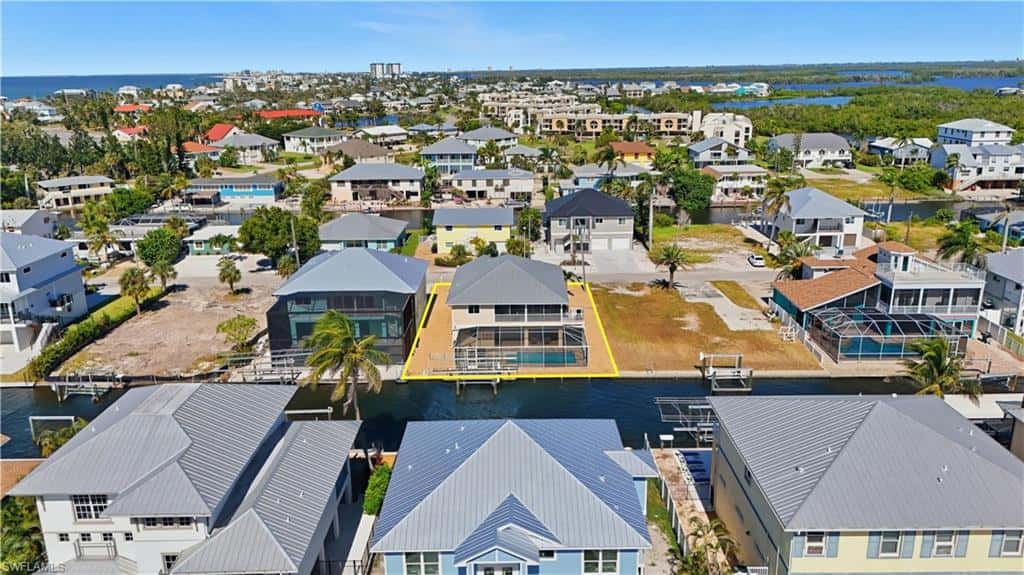 222 Flamingo St, Fort Myers Beach, photo 40
