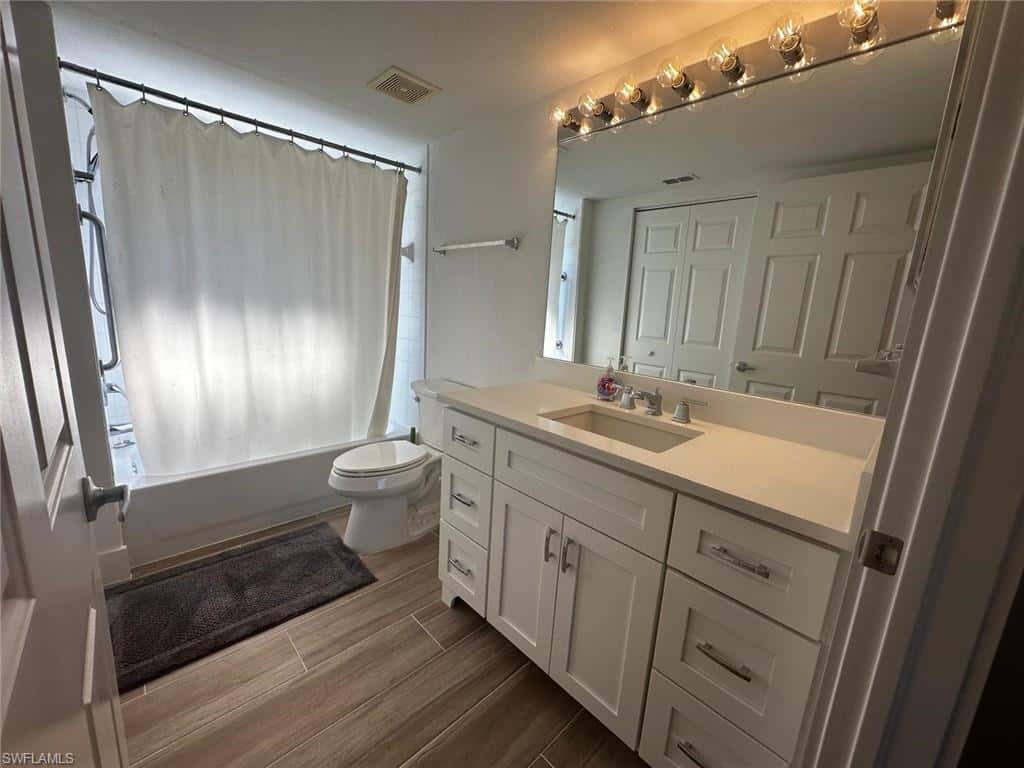 Key Royal Condominiums, Naples, Naples, photo 16