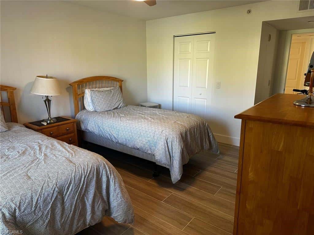 Key Royal Condominiums, Naples, Naples, photo 7