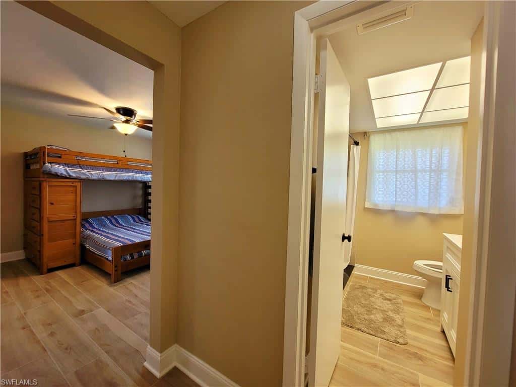 4815 Sorrento Ct, Cape Coral, photo 18