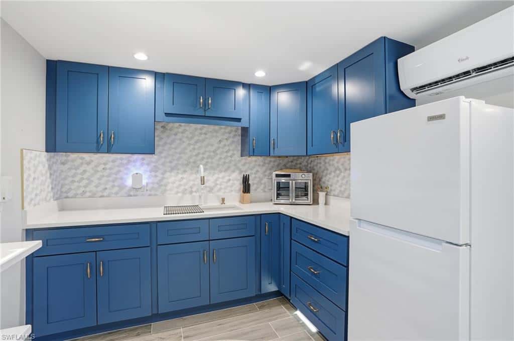 239 Curlew St, Fort Myers Beach, photo 28