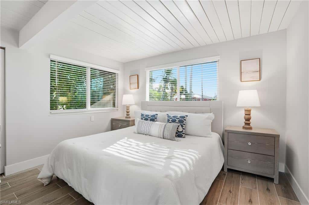 239 Curlew St, Fort Myers Beach, photo 20