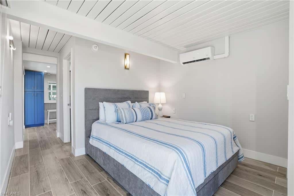 239 Curlew St, Fort Myers Beach, photo 30