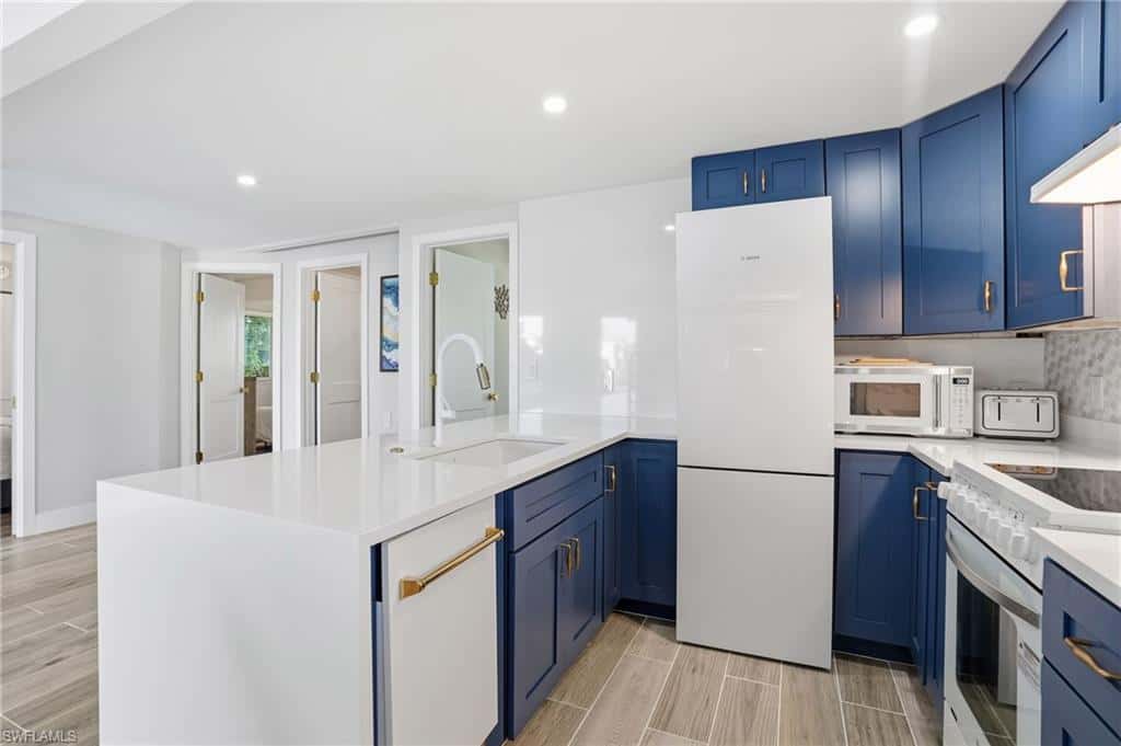 239 Curlew St, Fort Myers Beach, photo 15