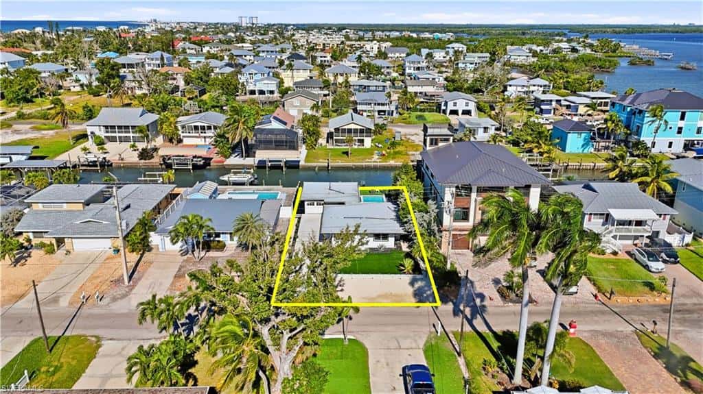 239 Curlew St, Fort Myers Beach, photo 40
