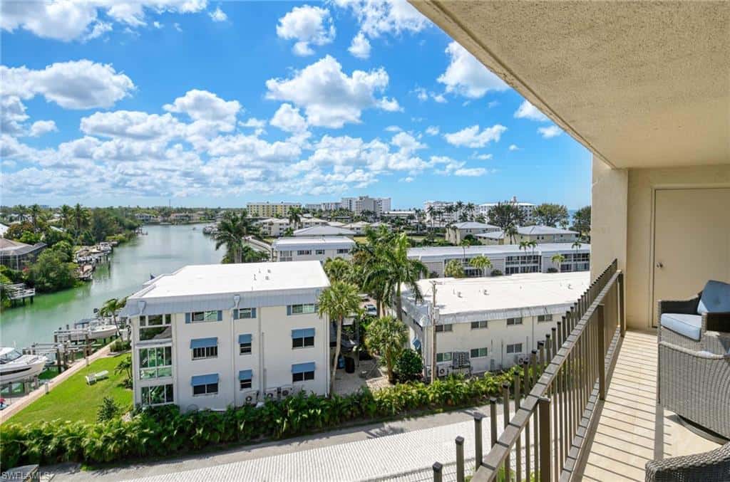 2150 Gulf Shore Blvd #605, Naples, photo 23