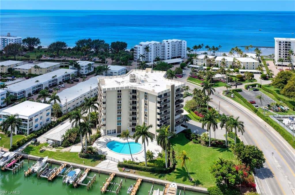 2150 Gulf Shore Blvd #605, Naples, photo 42