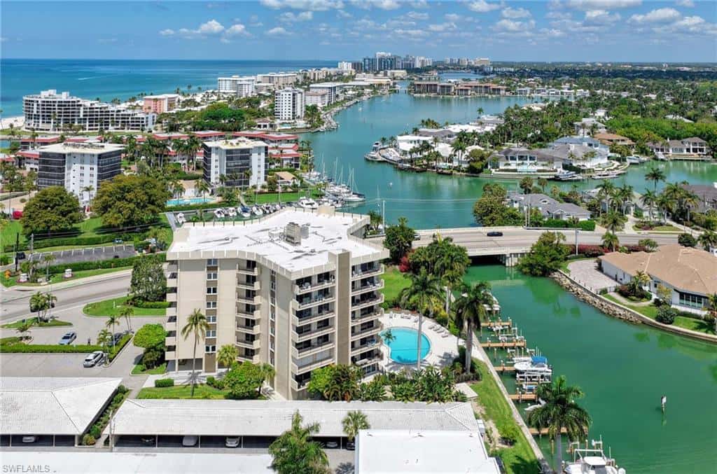2150 Gulf Shore Blvd #605, Naples, photo 43