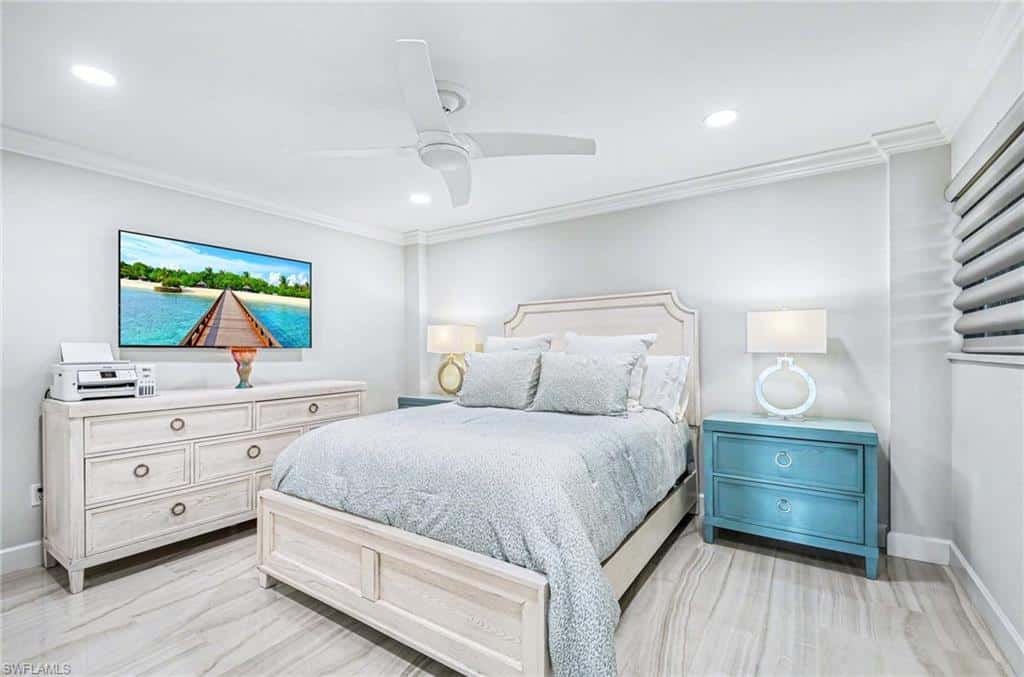 2150 Gulf Shore Blvd #605, Naples, photo 16