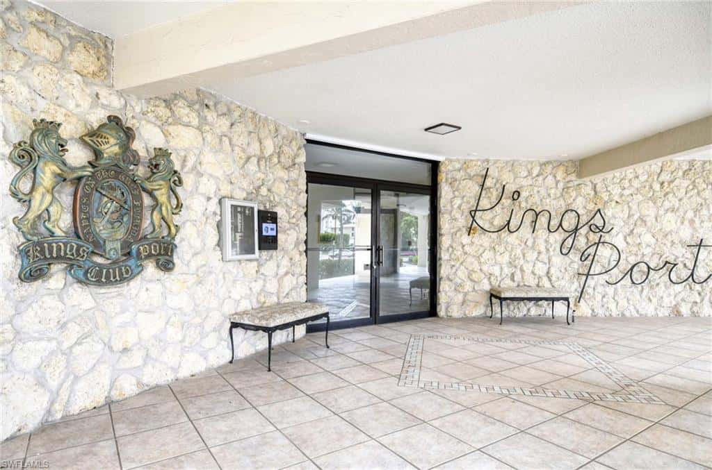 2150 Gulf Shore Blvd #605, Naples, photo 28