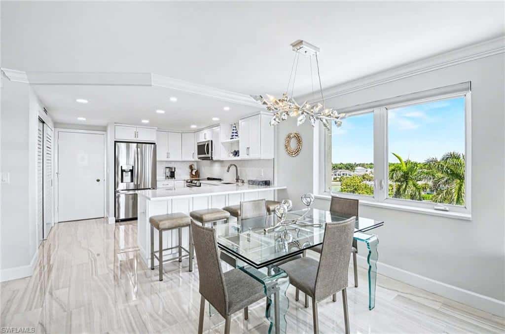 2150 Gulf Shore Blvd #605, Naples, photo 9