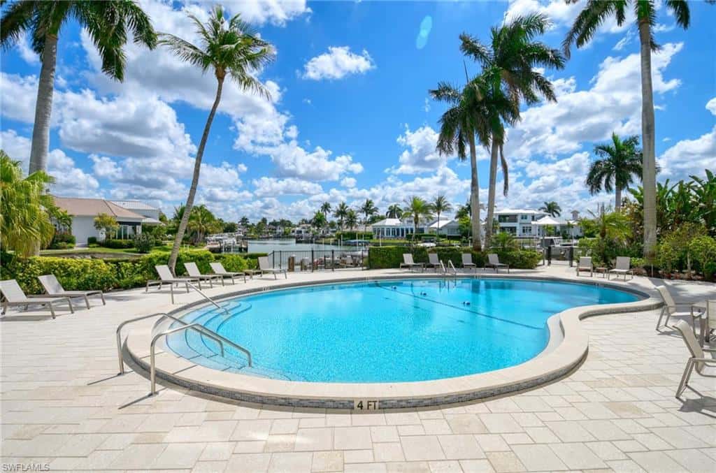 2150 Gulf Shore Blvd #605, Naples, photo 38