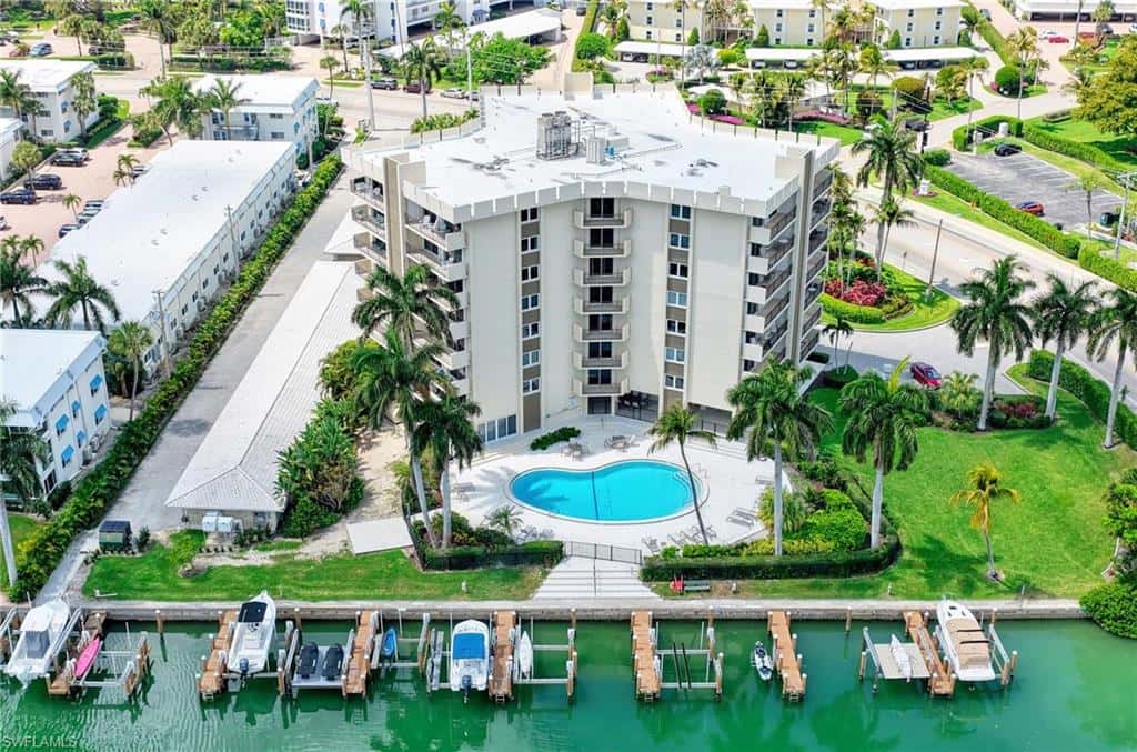 2150 Gulf Shore Blvd #605, Naples, photo 41