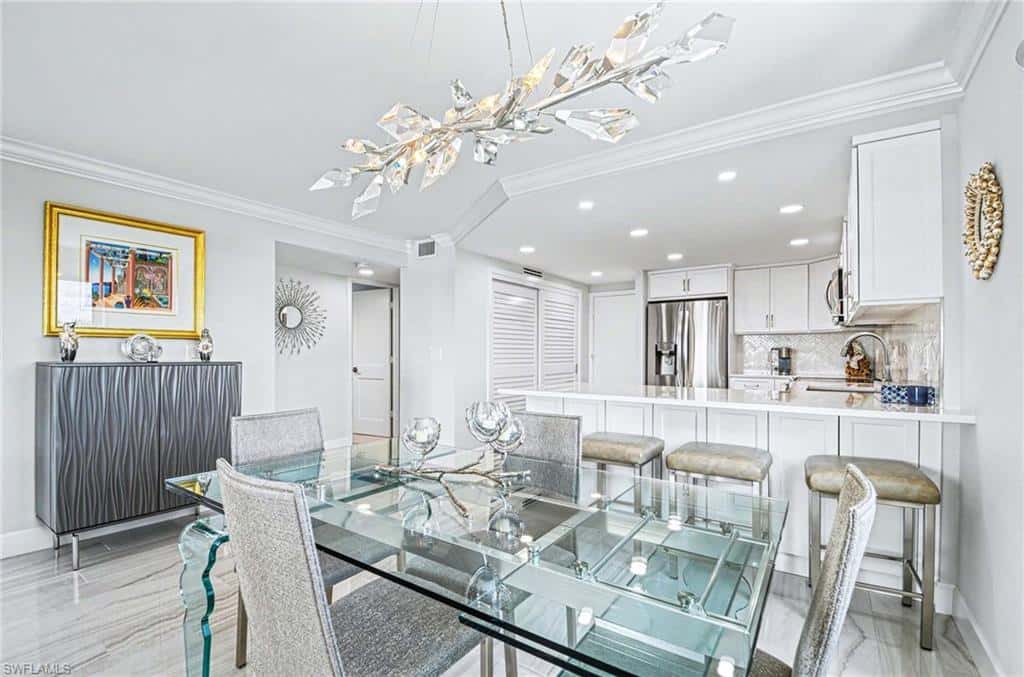 2150 Gulf Shore Blvd #605, Naples, photo 8