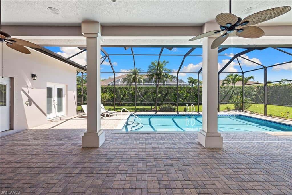 2035 Castle Garden Ln, Naples, photo 39