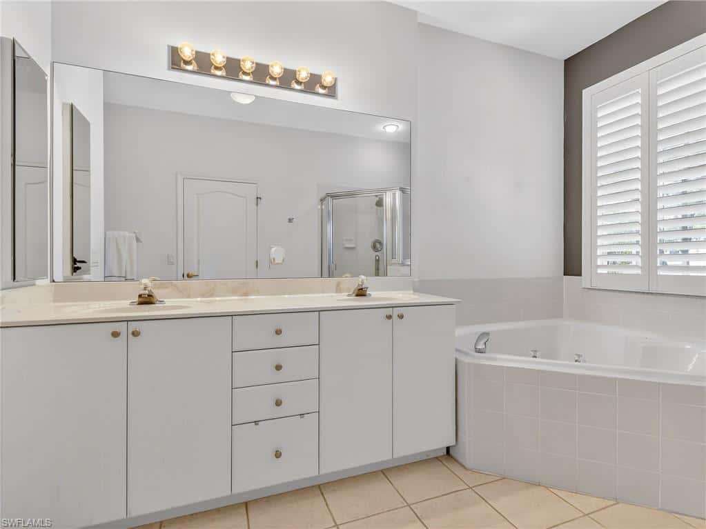 9030 Las Maderas Dr #201, Bonita Springs, photo 24