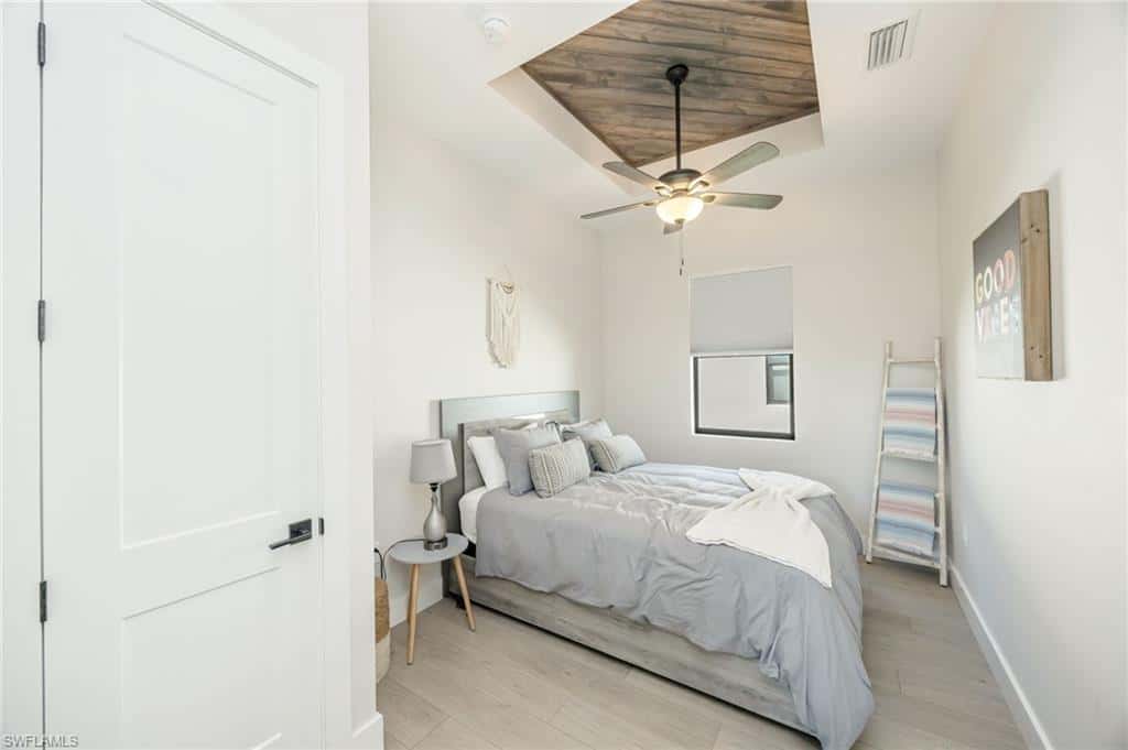 3552 Hibiscus Ave, Naples, photo 16
