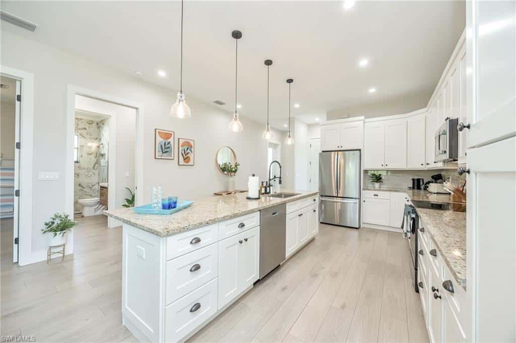 3552 Hibiscus Ave, Naples, photo 7