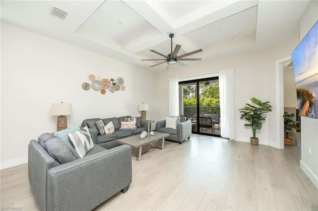 3552 Hibiscus Ave, Naples, photo 5