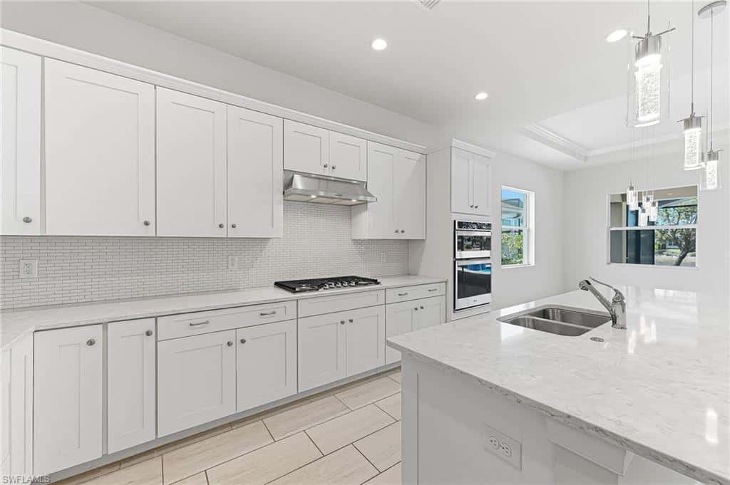 8957 Mustique Ln, Naples, photo 14