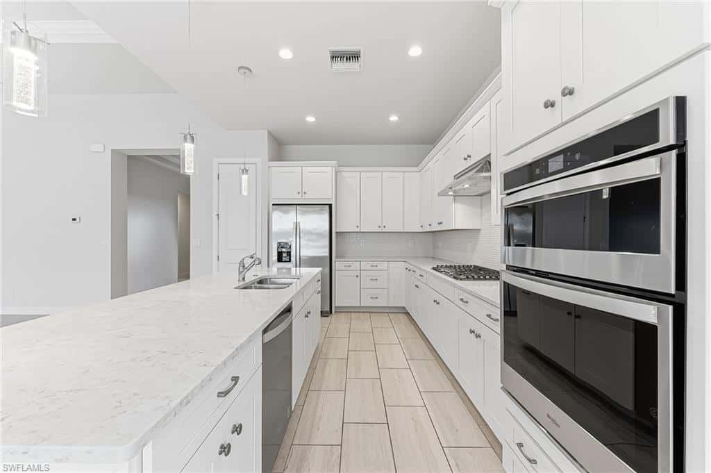 8957 Mustique Ln, Naples, photo 15